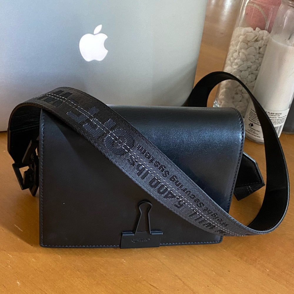 Off-White Crossbody Paper Clip Bag